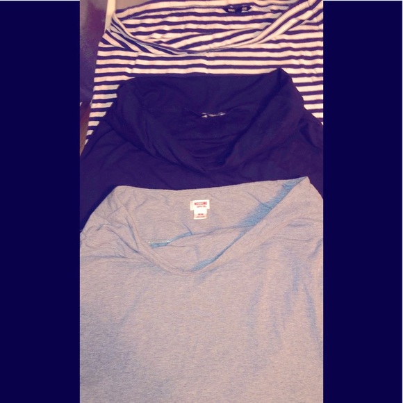 Woman’s Skirts - Picture 2 of 7